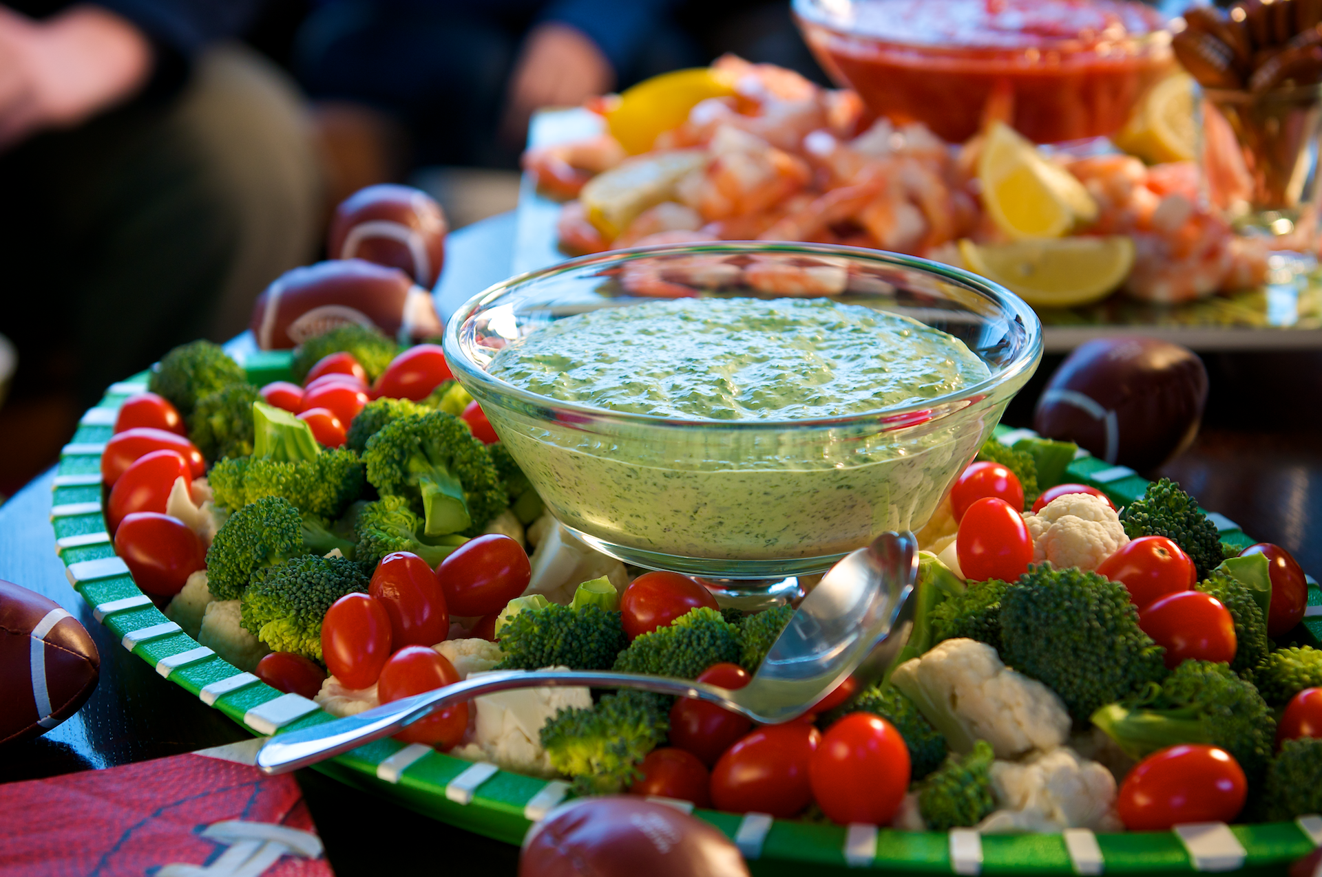 This versatile sauce makes a delightful dip for fresh-cut veggies, bread or a variety of snack chips. Great for those Big Game watchers who want to snack a little healthier.