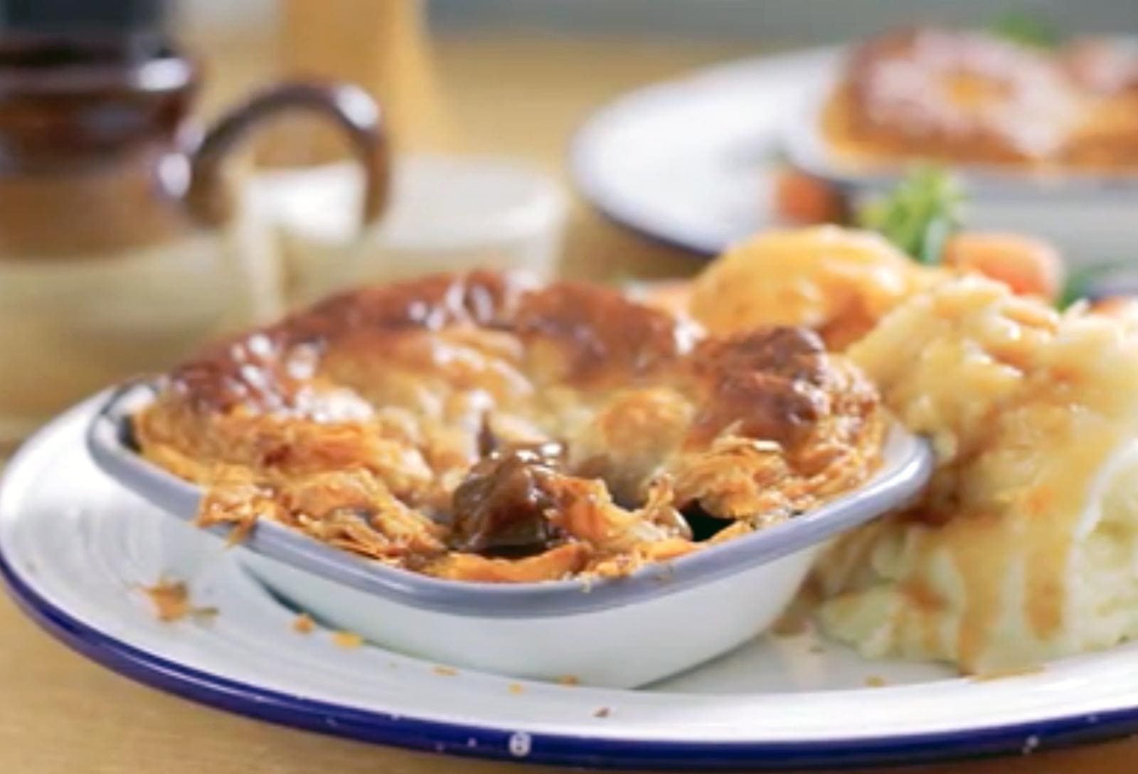 steak and ale pie video