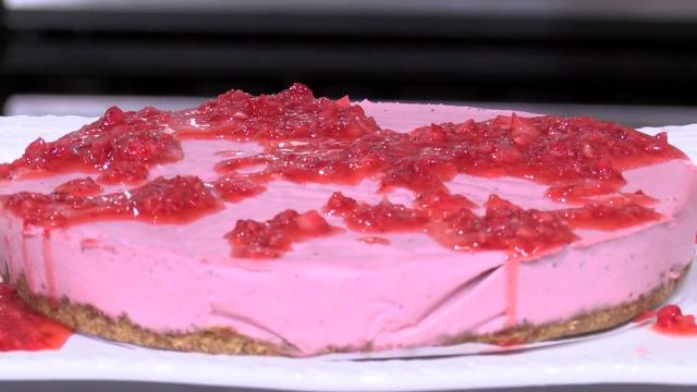 Vegan Strawberry Cheesecake