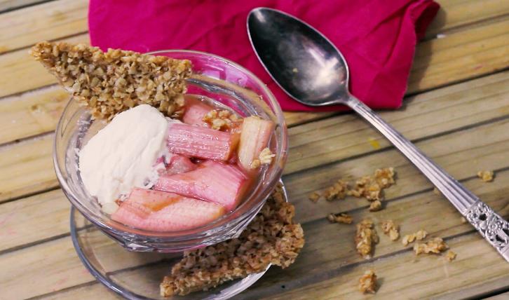 Don’t skip the opportunity to make your own homemade oatmeal bars; they have a chewy density that the commercial products may lack. A well-known partner to oats, the flavor of rhubarb combines beautifully with the oatmeal bar. In fact, it may be one of the greatest flavor combinations ever!