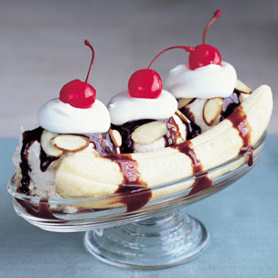 Banana Splits with Hot Fudge Sauce Recipe