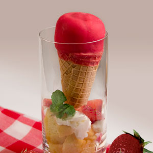 Champion Strawberry Shortcake