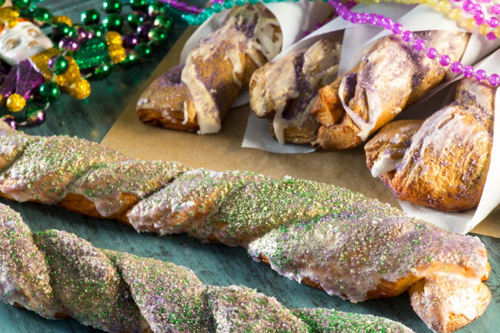 Here’s a dessert fit for a king to carry around! Wrapped and shaped into a twist, this version of a King Cake Twists will have everyone eating out of your hands.