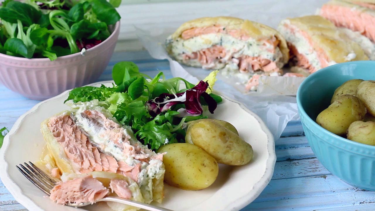 Creamy Salmon En Croute