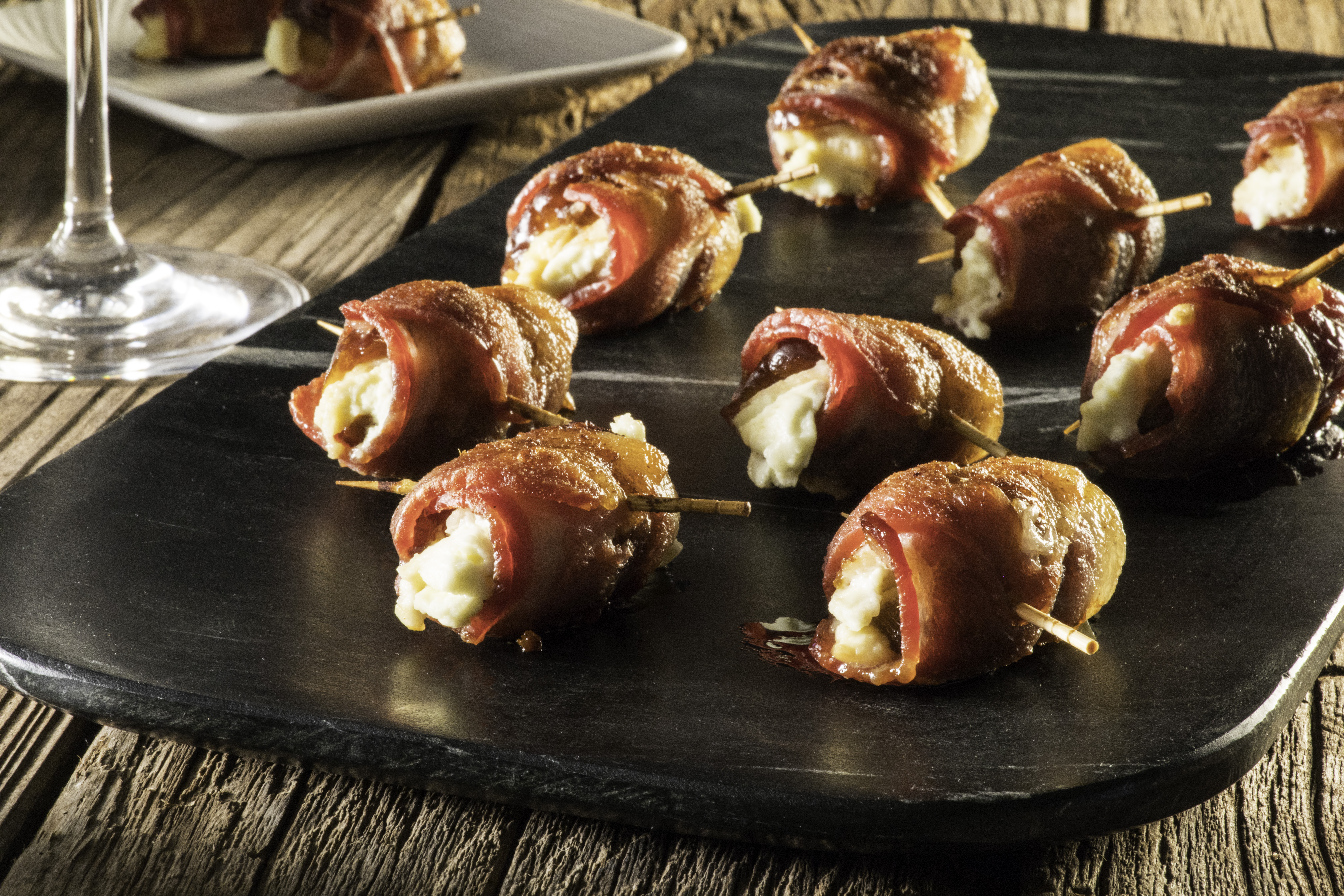 Holiday Dates//Lance Mellenbruch of The Food Channel