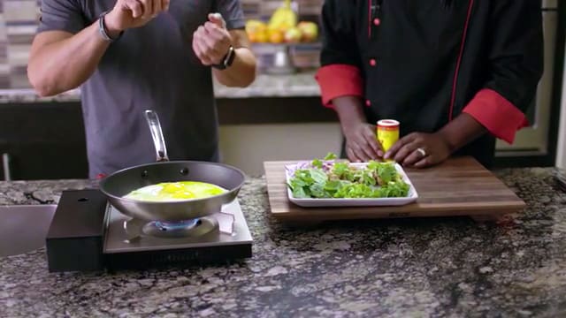 This omelet is made with egg whites, eggs, some superfood veggies that are packed with nutrients and vitamins and fresh, creamy avocado! It's the perfect pick-me-up when preparing for a long day.