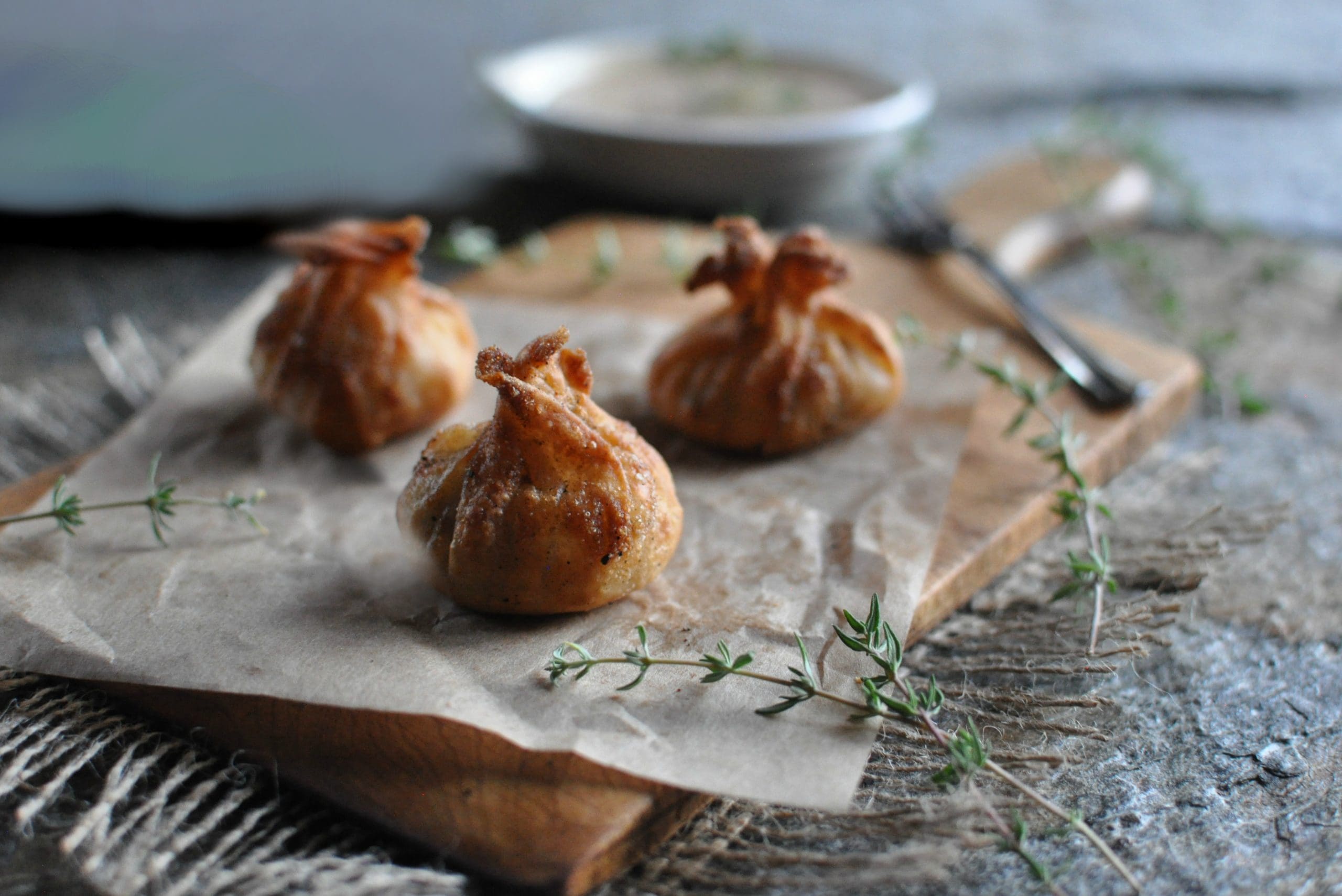 Get all the ooey-gooey goodness of a cheesy steak and potato meal squeezed into one deliciously crunchy-cheesy-meaty Slam Dunk!