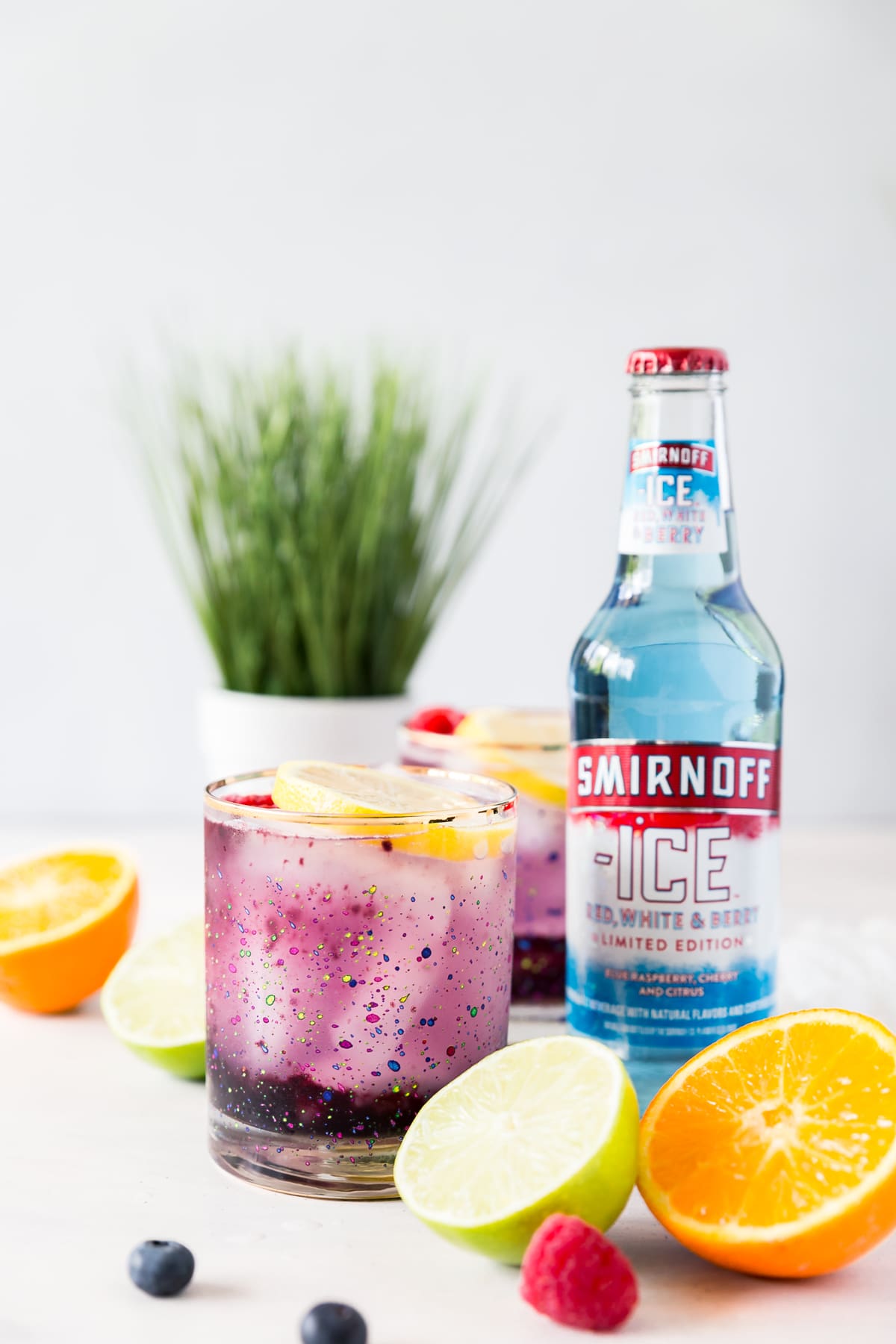 Back by popular demand, Red, White & Berry features a delightful blend of blue raspberry, cherry and citrus. Available in cans, it can be enjoyed as-is, or blended into cocktails