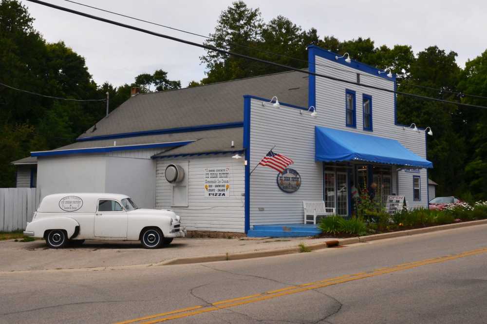 Visit any of the many ice cream shops and bakeries—including Wilson’s and Door County Ice Cream Factory & Sandwich Shoppe where you can sample the Death’s Door chocolate or the Door County cherry
