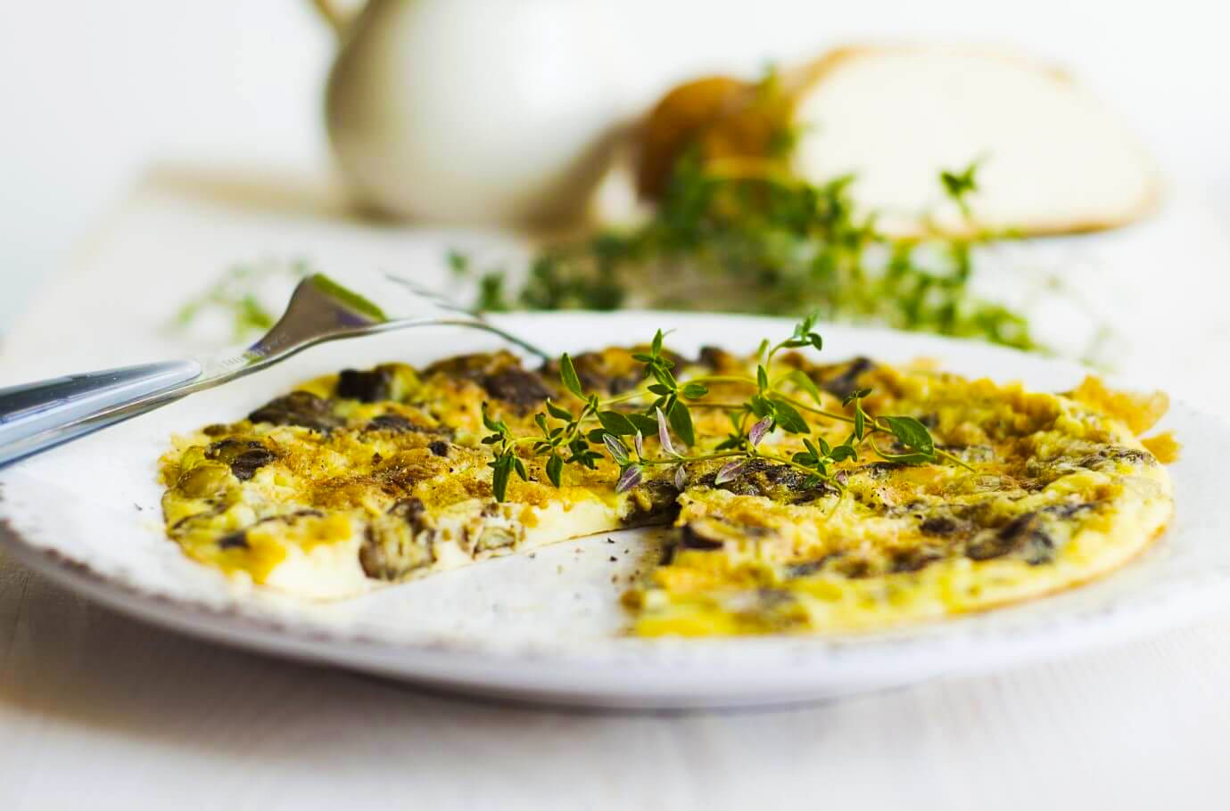 ggs are the solo cook's best friend, and this recipe enables you to make something that smells and tastes special, without going to too much effort. This recipe will serve one person, but to feed more, just double the ingredients.