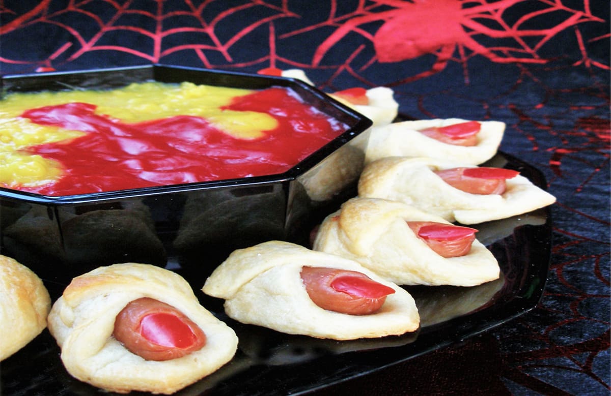 These go together in a snap and offer up a �finger-licking good taste!�