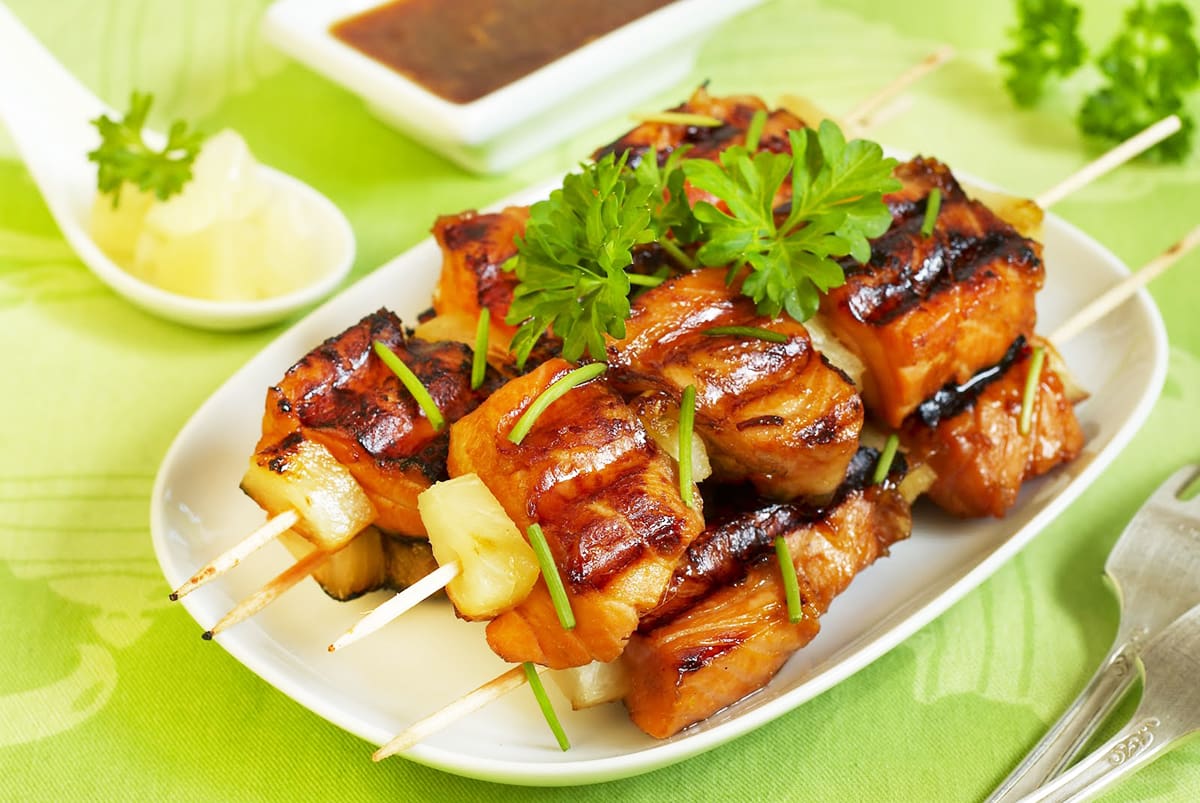 From celebrity caterer Andrea Correale, Founder and President of Elegant Affairs, Grilled Salmon On A Stick.� Perfect for game-day or a tailgate party, the salmon is marinated in brown sugar, butter, olive oil, honey, soy sauce and garlic.�