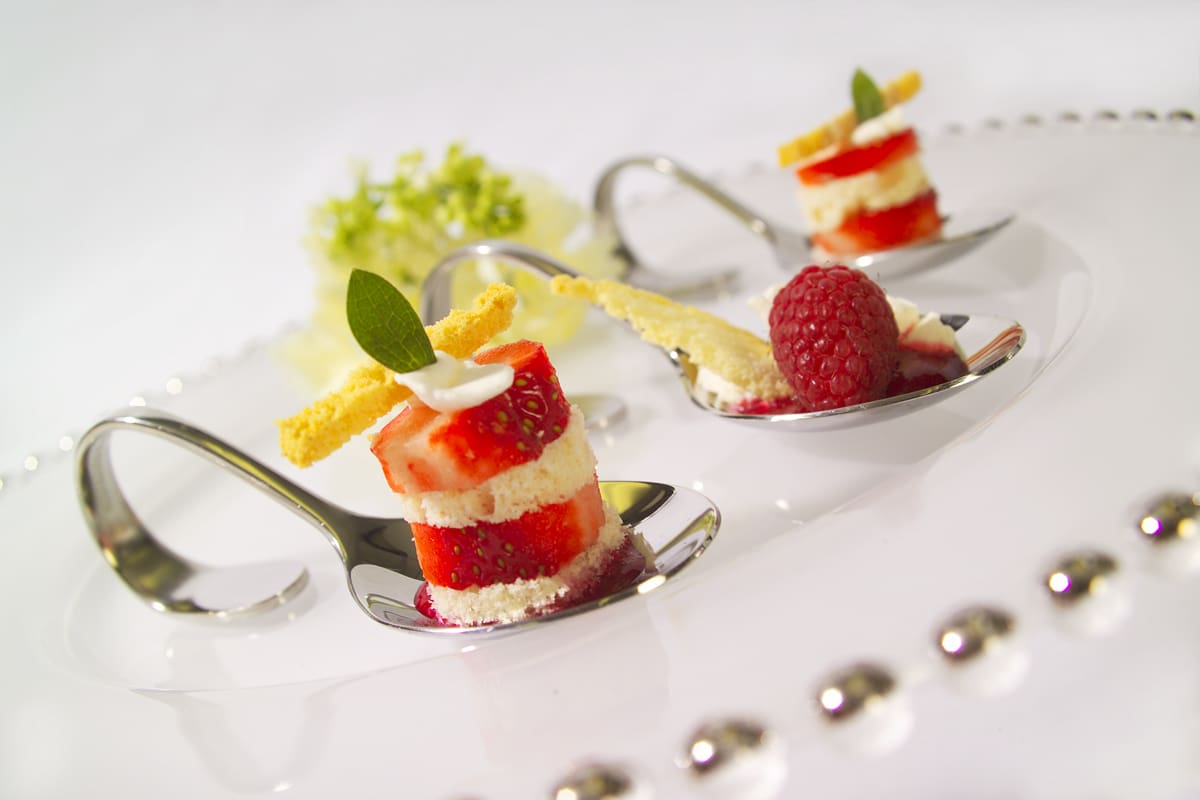 Bite-size, bursting with flavor and oh-so-elegant, you'll be the sweetheart of your party with these Strawberry Shortcake Spoons.