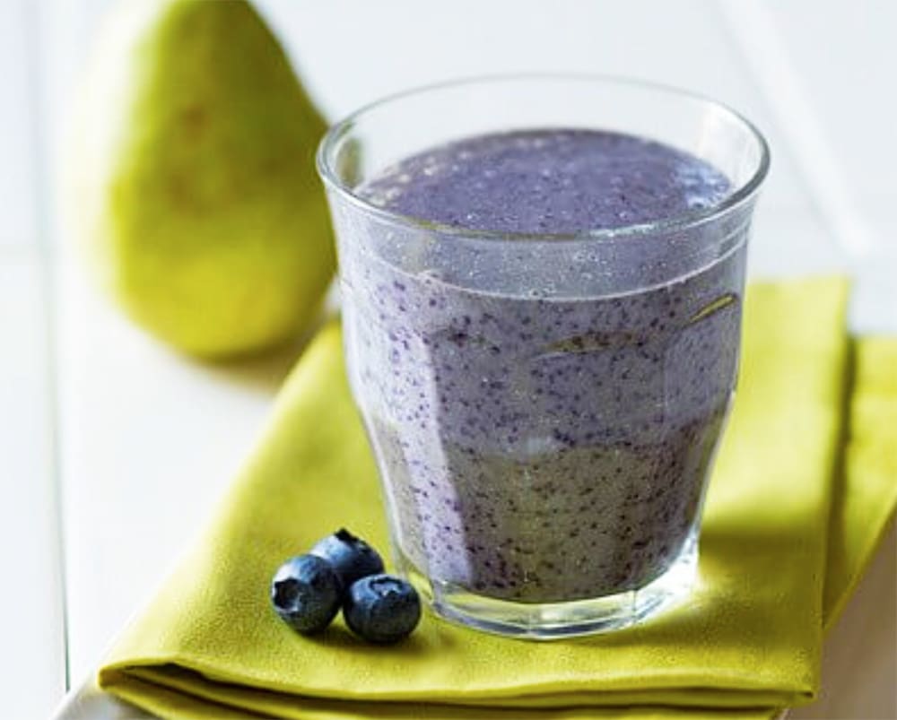 This Pear Oatmeal and Blueberry Breakfast Smoothie is the ultimate breakfast smoothie, combining pear, oats, blueberries, and milk.