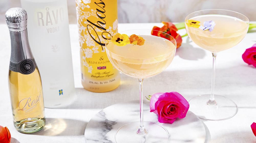 If you're looking for some cool Easter-themed libations for your holiday celebrations, The Food Channel has you covered. This Ravo Lavender Rose is made with Ravo Vodka.